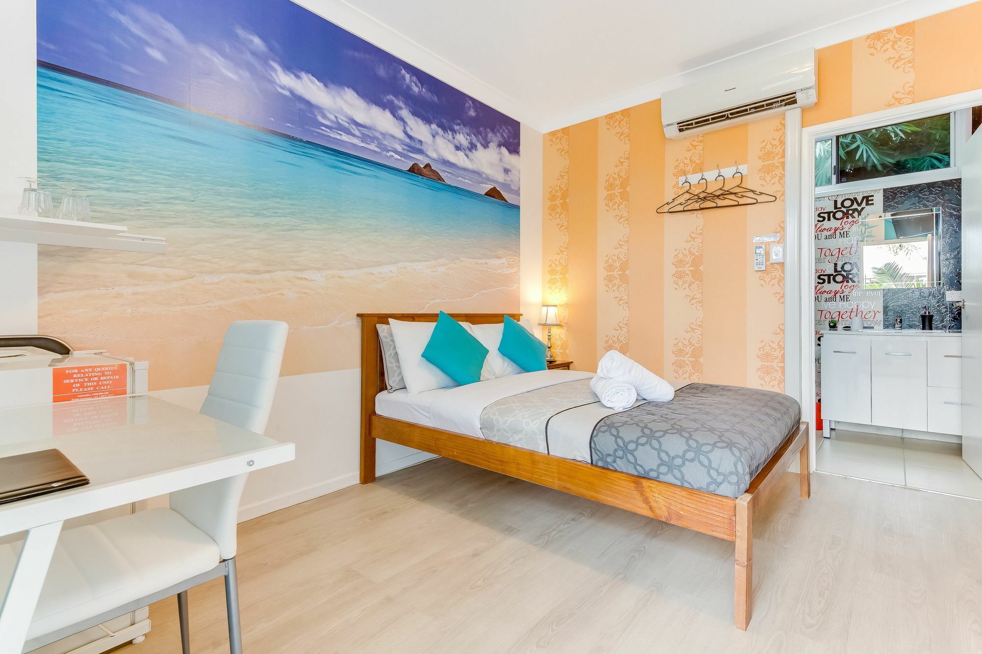 Coral Inn Boutique Hotel Yeppoon Extérieur photo