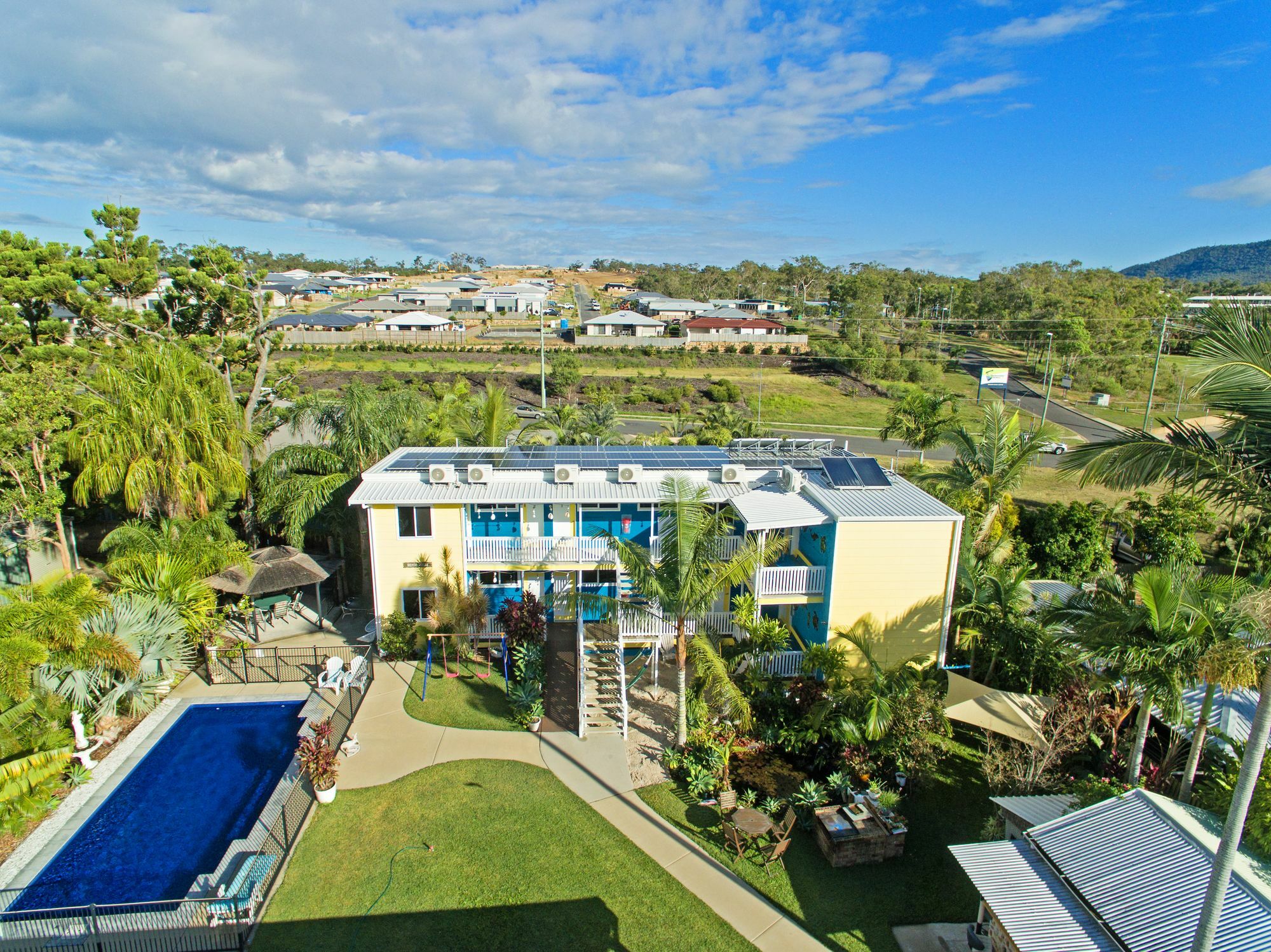 Coral Inn Boutique Hotel Yeppoon Extérieur photo
