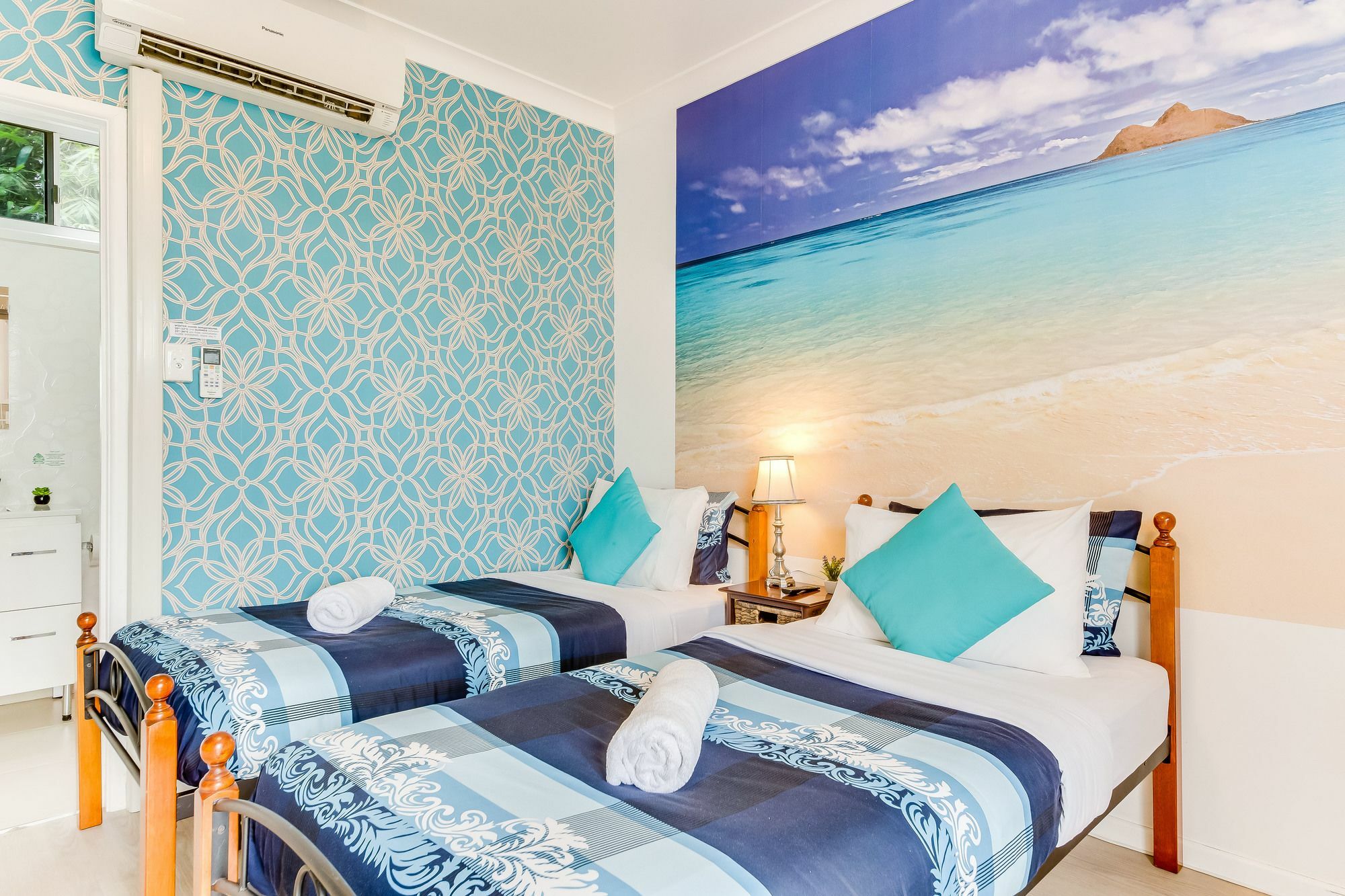 Coral Inn Boutique Hotel Yeppoon Extérieur photo